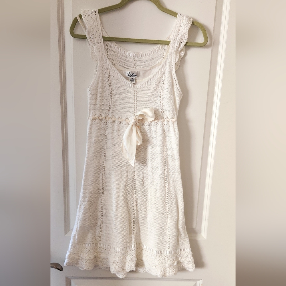 Lilly Pulitzer Meena White Crochet Lace Mini Dress With A Front‎ Bow Tie. - Picture 2 of 6